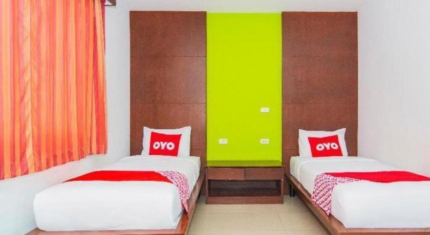 Hotel Oyo 561 Kor Wanburi à Prachuap Khiri Khan Extérieur photo